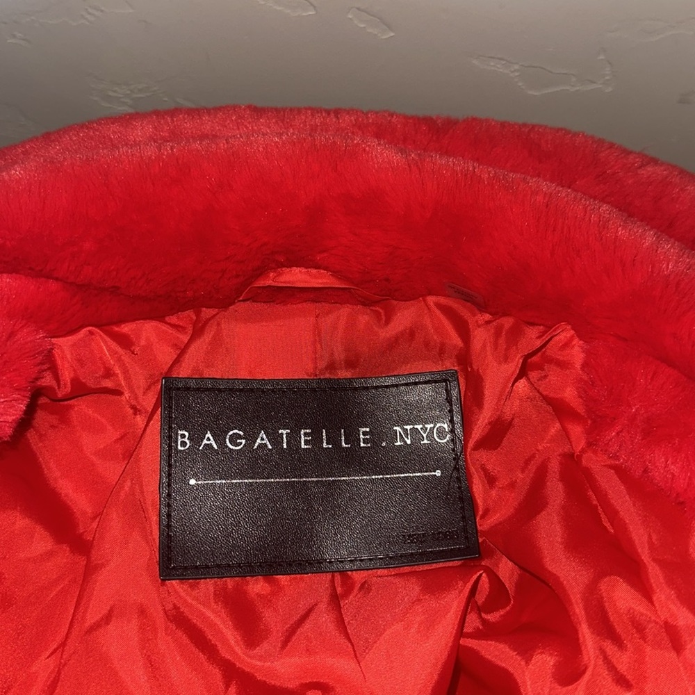 Bagatelle NYC Red Faux Fur Angle Zip Fuzzy Teddy Jacket Women’s Size Large - Picture 7 of 10